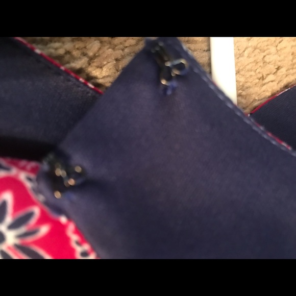 Dress - Picture 5 of 7